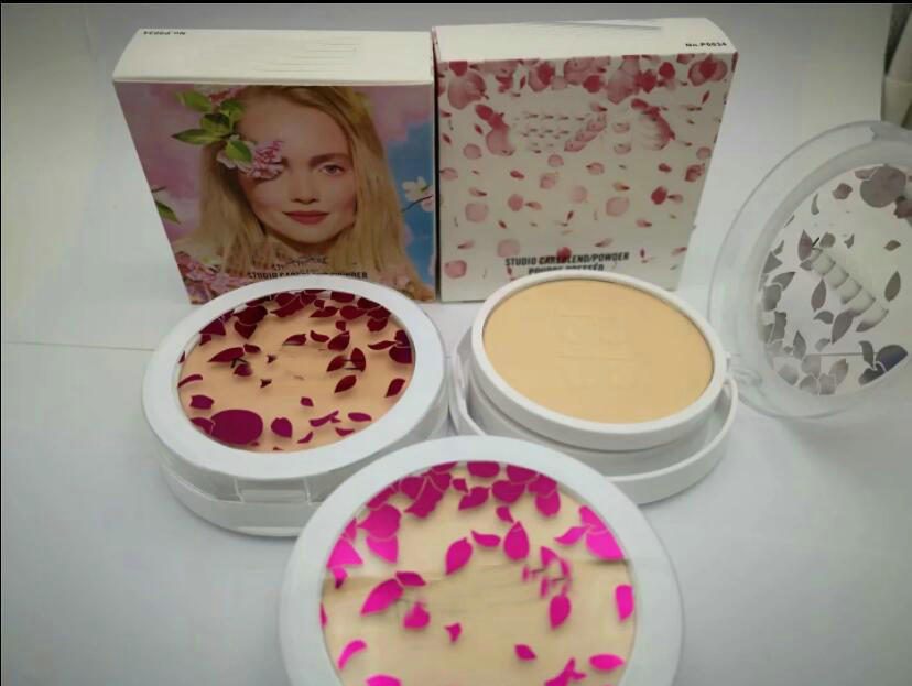 

Free Shipping 2019 New Makeup Face BB Matte Smooth Powder Plus Foundation 2 Layer With Powder Puff!20g!(1PCS/LOT), Mixed color