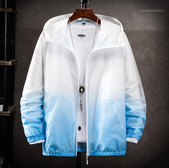 Sunscreen Mens Outerwear Ice Silk Designer Prevention Ultraviolet Thin Breathable Casual Fashion Summer Gradient Mens Clothes