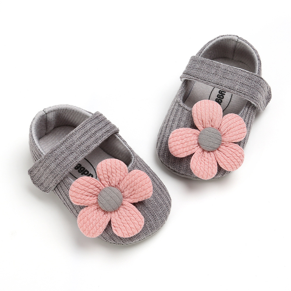 

Kids Baby Boy Girl Unisex Soft Sole Crib Shoes Flower Knitted Cotton Yarn Breathable Shoes Gray Pink