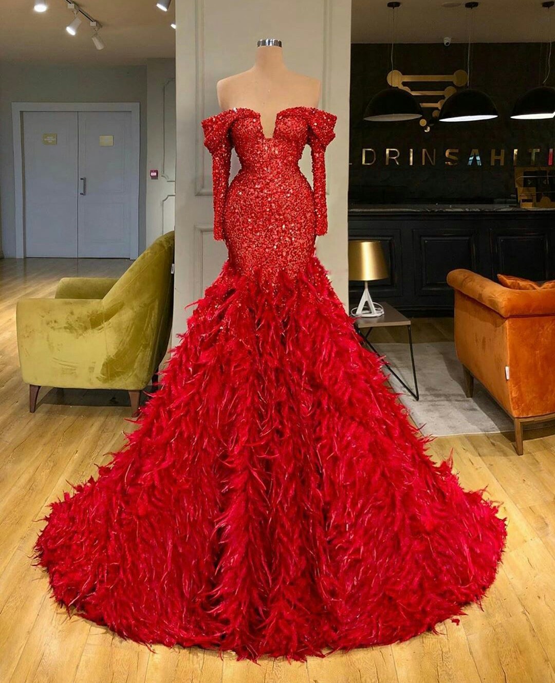 Luxury Red Evening Dresses Off The Shoulder Sequined Lace Long Sleeve Mermaid Prom Dress Feather Real Image Custom Made Robes De Soirée