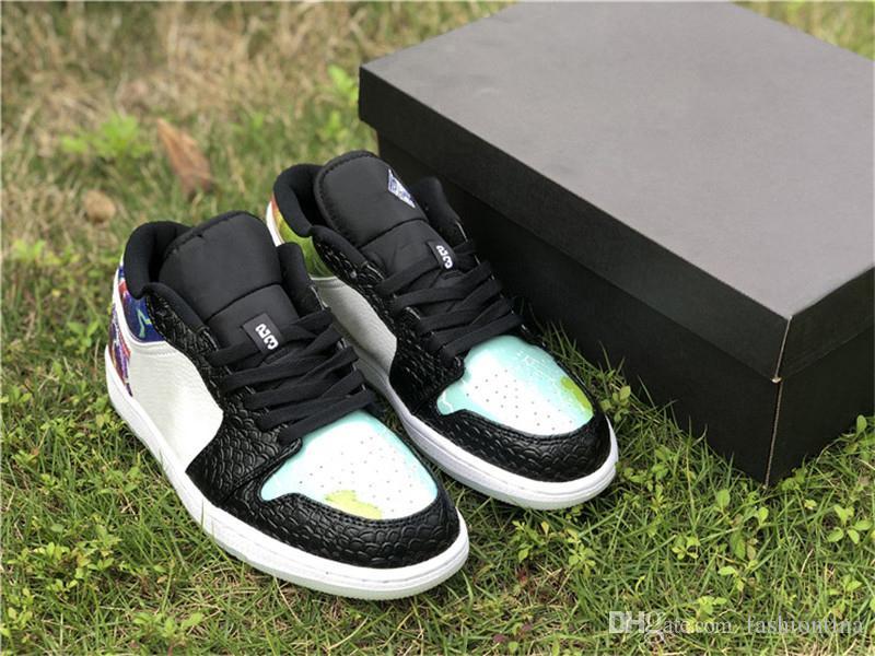 Authentic Air Low 1 Galaxy Basketball Shoes Men Women Glow In The Dark Black White Space Snake CW7309-090 Sneakers With Original Box 36-46