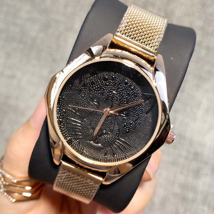 

2019 Fashion lady watches women watch leopard dial Stainless Steel Rose gold Bracelet Wristwatches Luxury watch nice casual new female clock, Slivery;brown