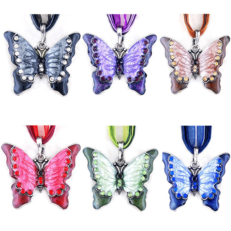 

Fashion Pendant Necklace Butterfly Alloy Jewelry Vintage Silver Necklaces For Women Girl Animal Charm Sweater Necklace with Retail Packaging