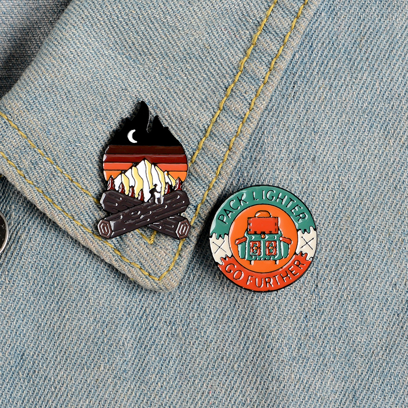 

Camping explore enamel pins campfire night sky backpack round badge brooch denim clothes bag lapel pin jewelry gift for adventure lovers