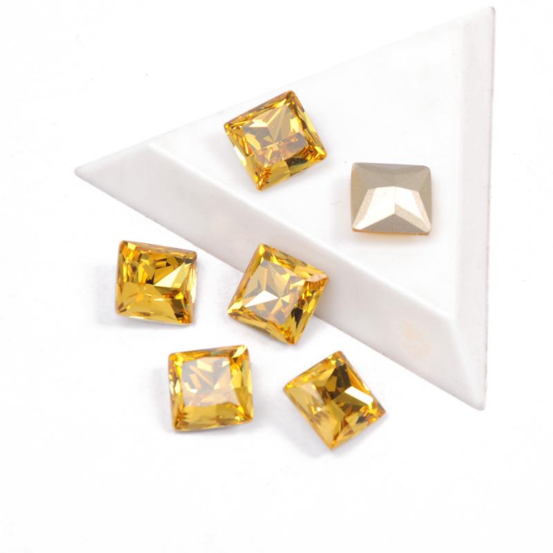 

YANRUO 4447 Princess Square Shape Fancy Rhinestone Lt. Topaz Color Crystal Diamond Best Quality Rhinestones For 3D Nail Art Gems