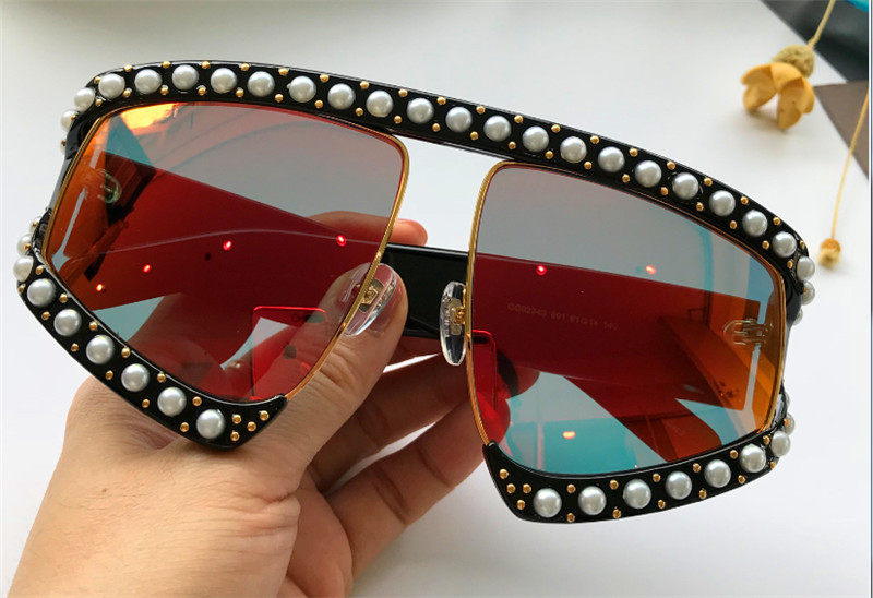 

Luxury-popular avant-garde style oversized goggles inlaid pearl rivets frame and legs top quality uv protection eyewear with box 0234