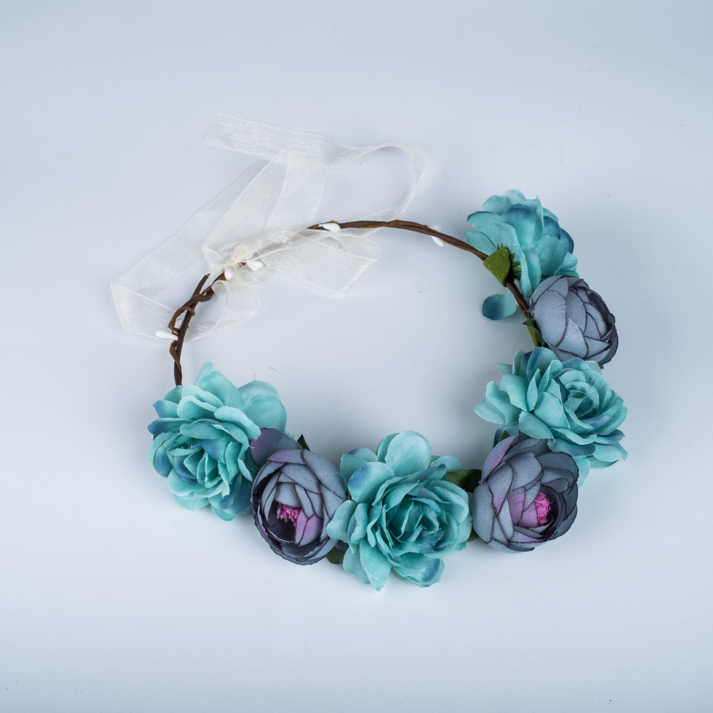 

Seaside On Vacation Photographic Studio Shoot With Make Up Accessories Manual Flower Hats Accessories Garland Flower Accessories
