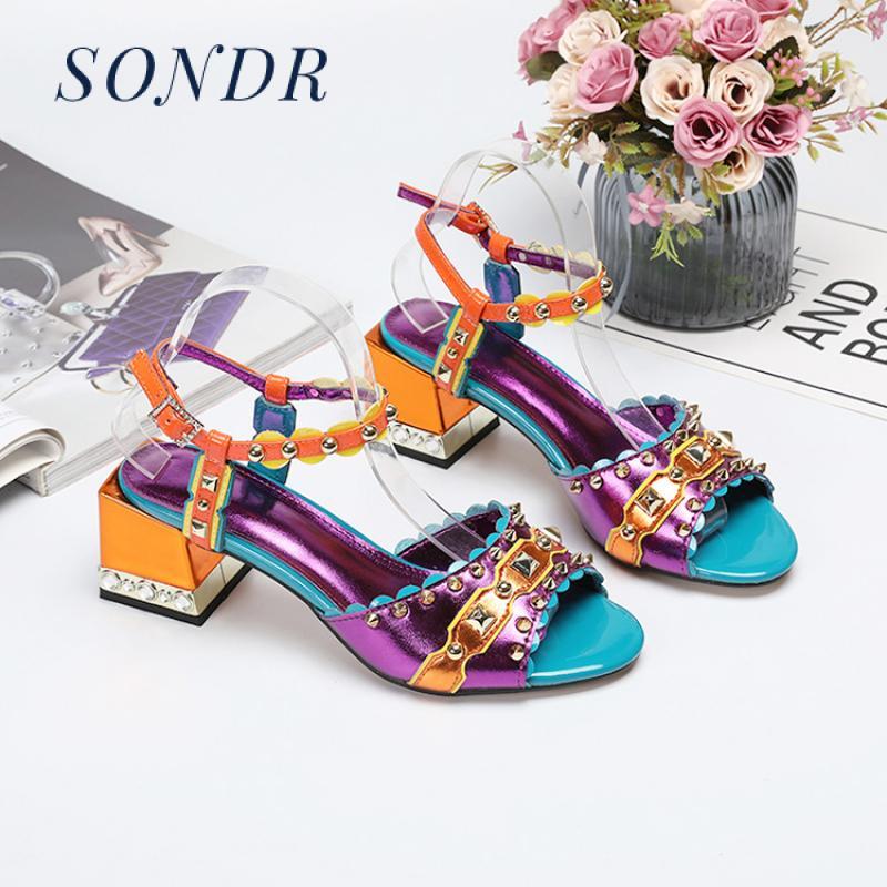 

High Quality 2020 Summer Runway Rivet Color Block Thick Heel Leather Ladies Sandals Summer Outdoor Vinatge Sheepskin Women Shoes, As pic