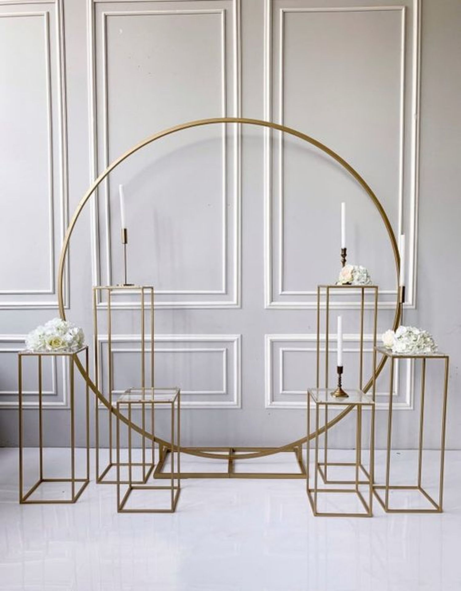 

Metal plinths grand-event geometric props wedding decoration backdrops arch outdoor lawn flowers door balloons rack iron circle Birthday Party Sash Background, Gold