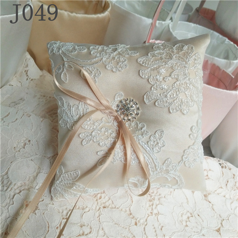 

New Wedding Ring Pillow With Ribbons Handmade Fowers Lace Wedding Ring Holder Marriage Ring Cushion Bearer Wedding Party Decoration J049, 15x15cm