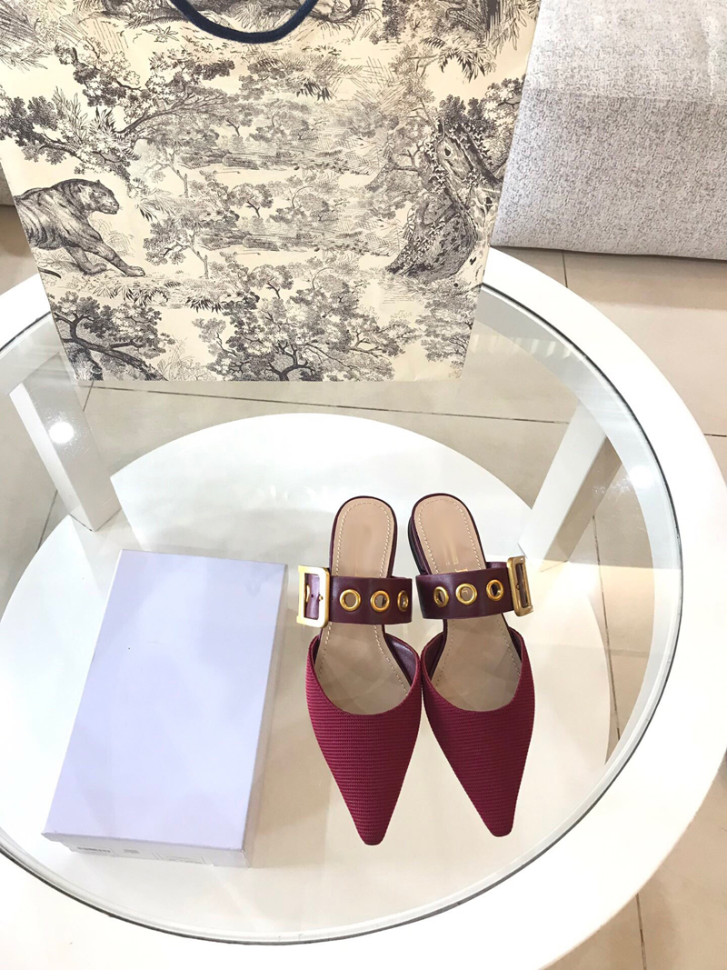 

2020 fashion luxury designer women shoes womens luxury designer slides flip flops sandals slipper scarpe firmate Hausschuhe size 35-41 -47, Red