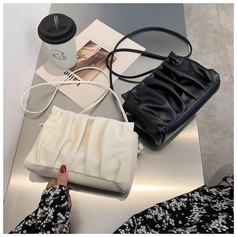 

2020 Summer Popular New Style Bag Solid Color Pleated Women's Belt Shoulder Messenger Bag Square Sling Pbwew