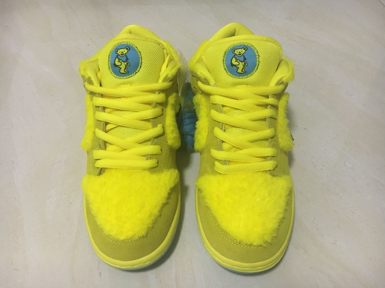 

Runner Sneakers Women's shoes Running Shoes Men's shoes CJ5378-700, Yellow