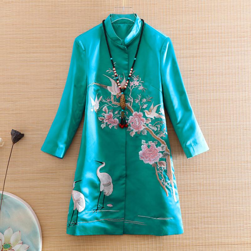 

High-end Elegant Lady Outerwear Autumn Indie Folk Embroidery Peony Retro Women's Vintage Plus Size Trench Coat Female S-XXXL