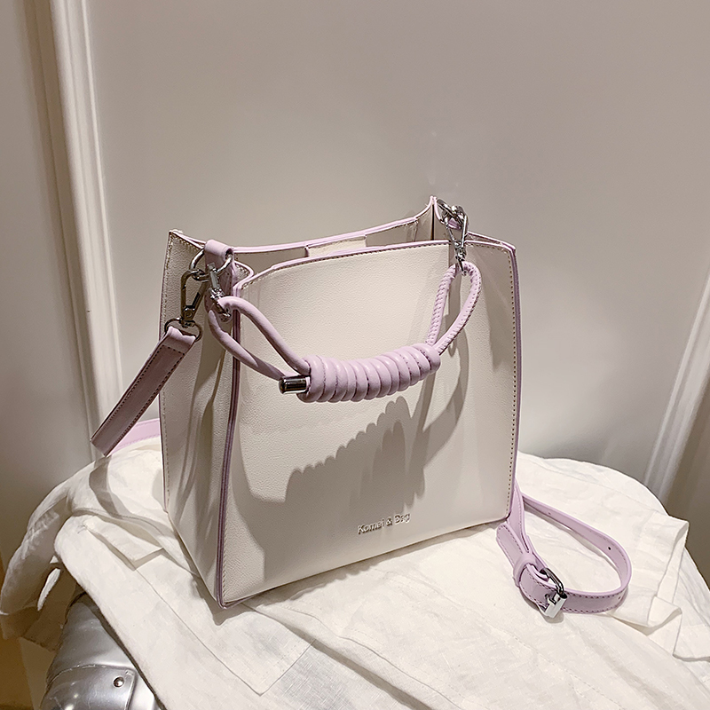 

NEW Original Design Fashion Bucket Bag Handbag & Elegant Shoulder Bag Messenger Width 21cm Height 20cm Thickness 11cm, Black