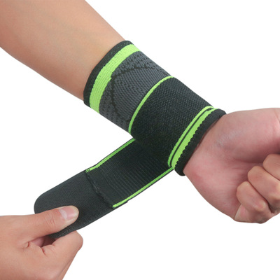 

1PC 3D Pressurized Fitness WristBand Crossfit Gym Powerlifting Wrist Support Brace sleeve Bandage Hand Wraps, As pic