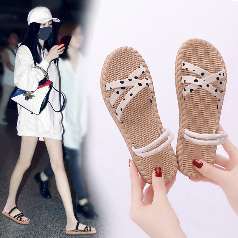 

JAYLAY Women Slip-On Sandals House Casual Non-slip Slippers Breathable Soft Bottom Shoes Polka Dot Fashion Shoes, Beige