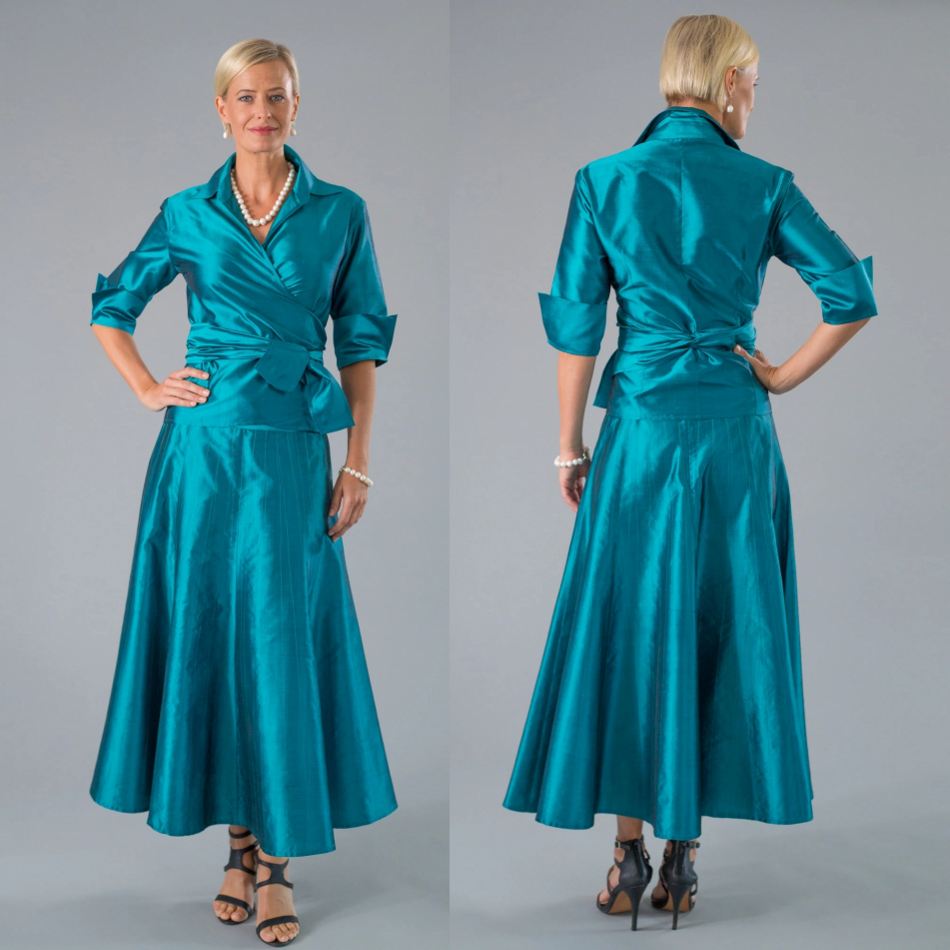 

2020 Elegant Mother of the Bride Dresses V Neck Long Sleeves Lace Satin Evening Gowns Custom Made Tea-Length Plus Size Wedding Guest Dress