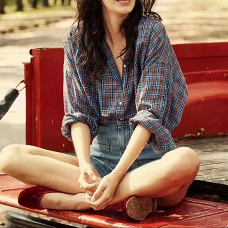 

Women Plaid Shirts Loose Autumn New 2020 Casual Cotton and Viscose Blouse Lantern Long Sleeve Clothing