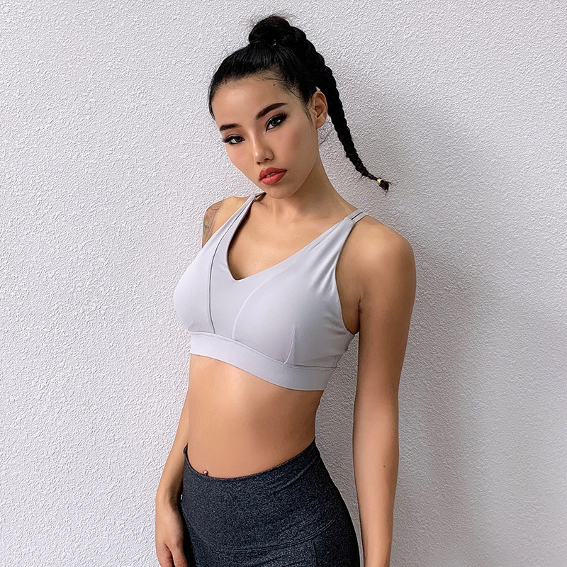 

Women Cross Back Quick Dry Push Up Sport Bra Workout Fitness V Neck Bra For Gym Yoga Padded Underwear Nude stretchy Running Top, Black