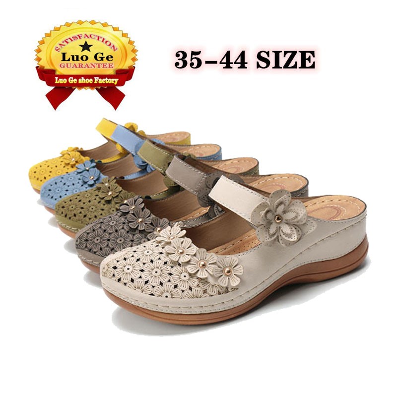 

LuoGe Women's Sandals 2020 Summer Handmade Ladies Shoe Leather Floral Sandals Women Flats Retro Style Mother Shoes Size 35-44, Black