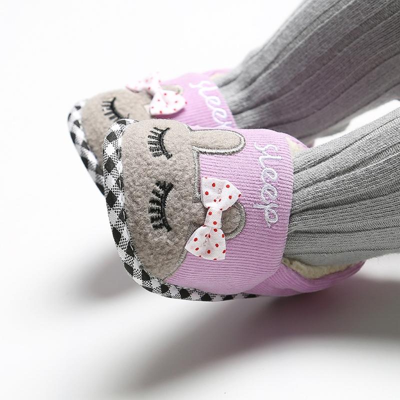 

Newborn Soft Soled Baby Boy Shoes Cartoon Plaid Anti Slip Soft Leather Toddler Shoes Winter Keep Warm Baby First Walkers, Black