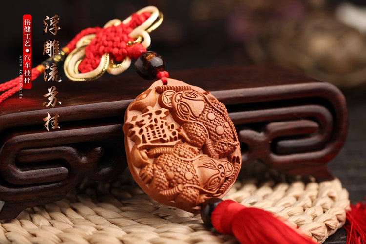 

Sales Promotion HOT GIFT CAR HANG, car interior decoration supplies peach wood carving double cicada Rear View Mirror pendant