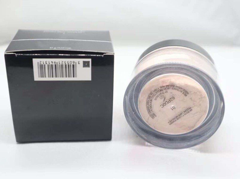 

Ultra-fine moisturizing velvet loose powder 15g, oil control concealer and long-lasting makeup