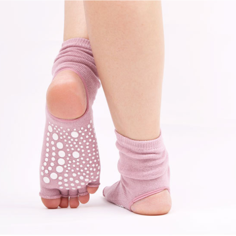 

5 Finger Toe Backless Summer Women Sport Socks Solid Color Non Slip Silicone Ankle Socks for Yoga and Pilates Hot Sale #A
