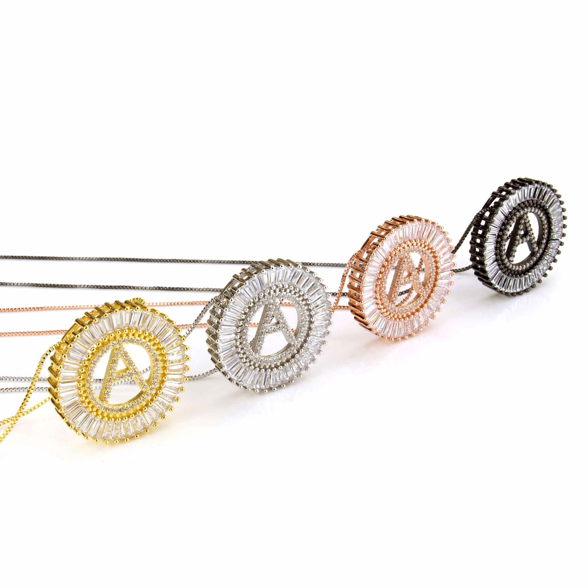 

Hot Sale Hip Hop A-Z Initials 4 Colors Bling Iced Out Micro Pave CZ Letter Pendant Necklaces For Women Charm Chain Family Jewelry Gift