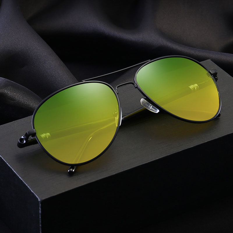 

Men classic pilot Polarized Sunglasses Day and Night Driving Sunglasses Visual Multi-function Glare Reduction Goggles