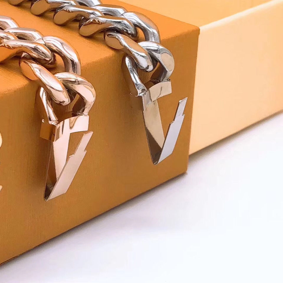 

Four Style Bracelet Unisex Chain Bracelet High Quality Titanium Steel Bracelets Stainless Steel Bracelet Personality Fashion Jewelry Supply LinkB