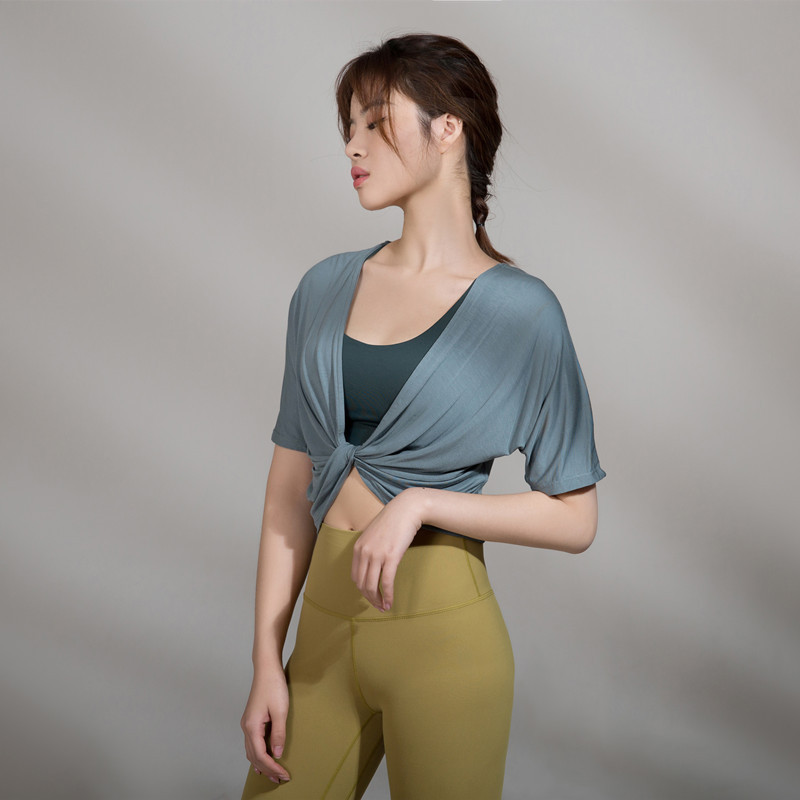 

Women Sexy Deep V Yoga Crop Top Two Ways Wear Short Sleeves Yoga Shirt Sport Tops For Women Fitness, Black