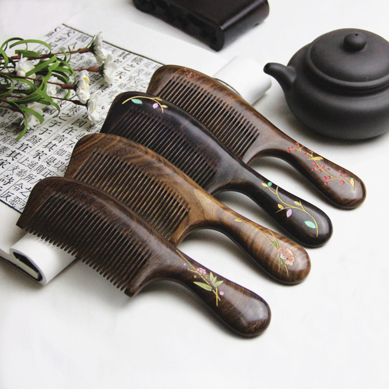 

1Pcs Natural Sandalwood Comb Anti-static Hair Comb Handle Massage Combs Travel Hair Care Tools For Women Gift Styling Tools