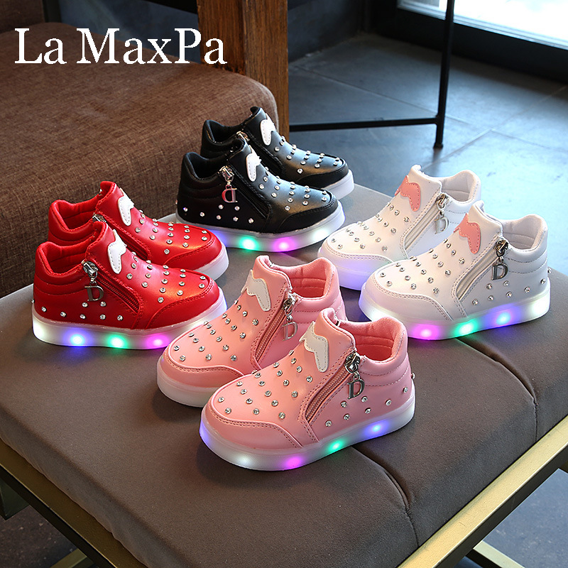 

Baby Girls Glowing Sneakers Basket Led Children Lighting Shoes Princess illuminated krasovki Luminous Sneaker Size 21-30, Black