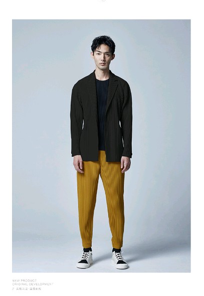 

HOT SELLING Miyake fold Style men`s CASUAL long sleeve turndown collar soild coat IN STOCK, Black