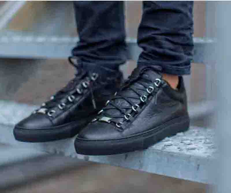 

Hot Quality Lace Up Arena Shoes Low Top Slip-on Men Trainers flats Casual Breathabl Leisure Shoes Outdoor Re'd Wrinkled Leather Man Shoes, Black