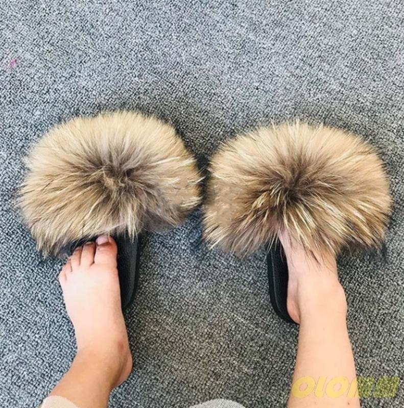 

2020 real fur slippers for kids Raccoon Slides Beach Slippers Chinelos Menina Girl For Children EU24-35, As pic shows