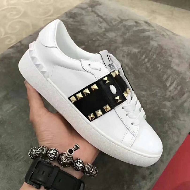 

New fashion brand designer casual couple sports drill shoes trend men and women running thick bottom air cushion drill sneakers, Color 4