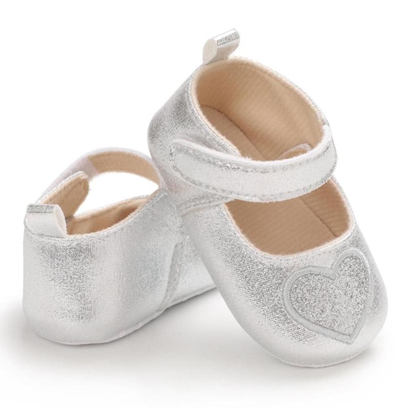 

Newborn Baby Girls Cute Heart-Shaped Anti-Slip Princess Casual Soft Soled First Walkers -18M