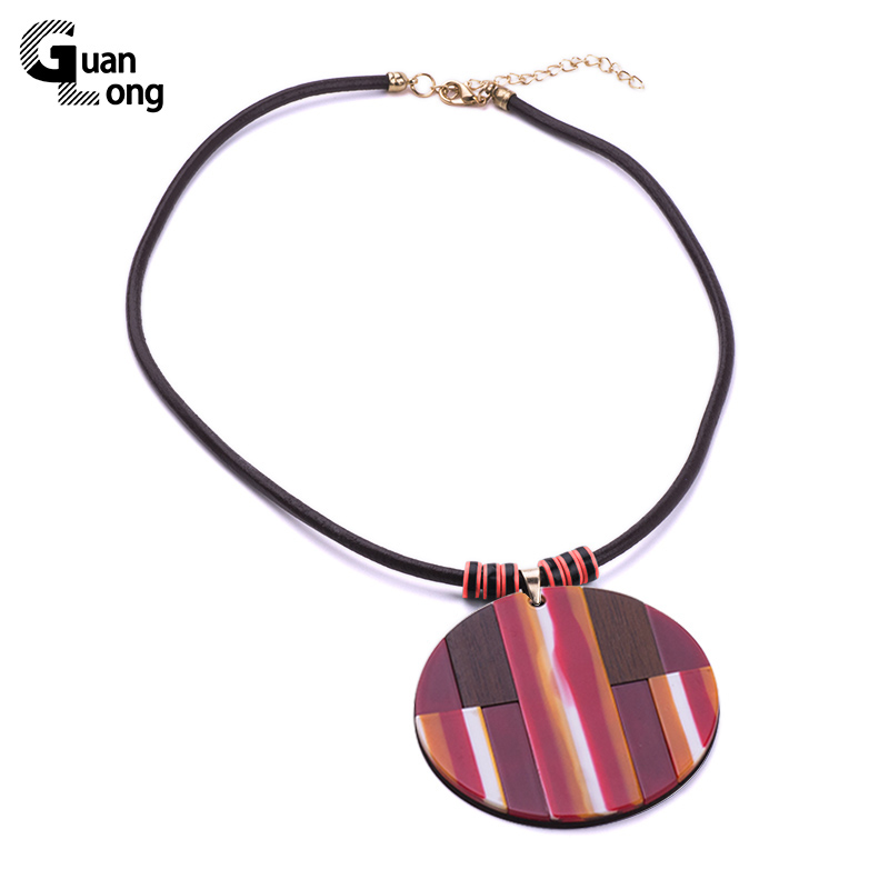 

Fashion Handmade Brown Leather Necklaces Chic Round Resin Wooden Peace Pendant Necklace Bijoux For Girl