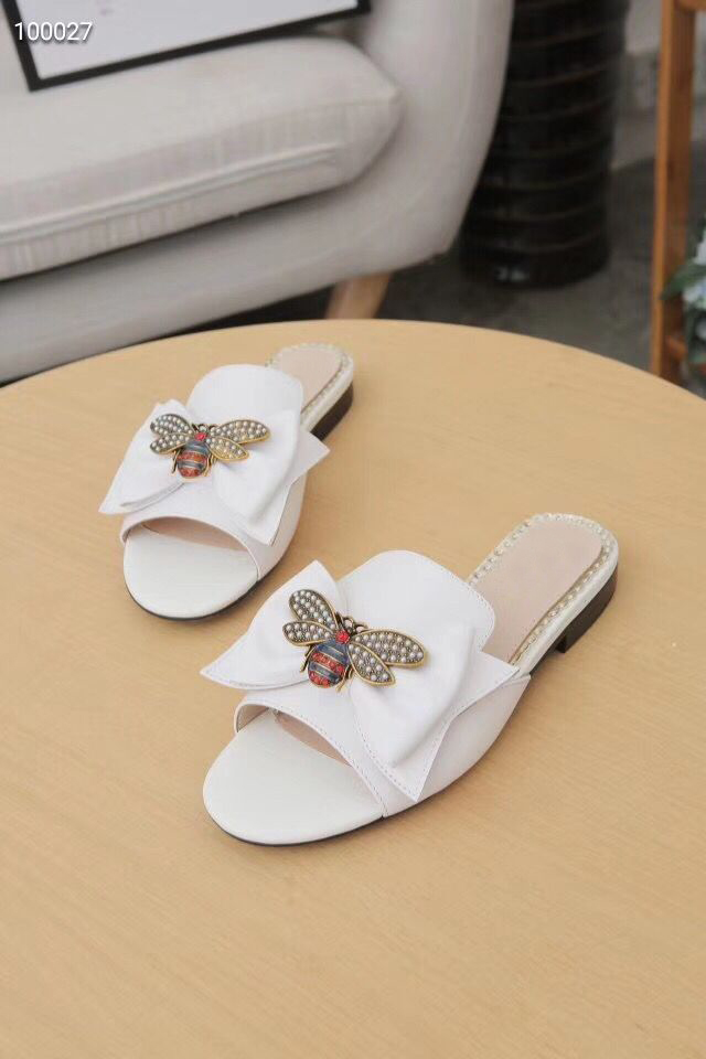 

fashion luxury slippers Summer woman Cartoon Big Head beach Slippers Designer Leather Flat Sandals Hotel Metal bee slippers Large size 35-42, Black