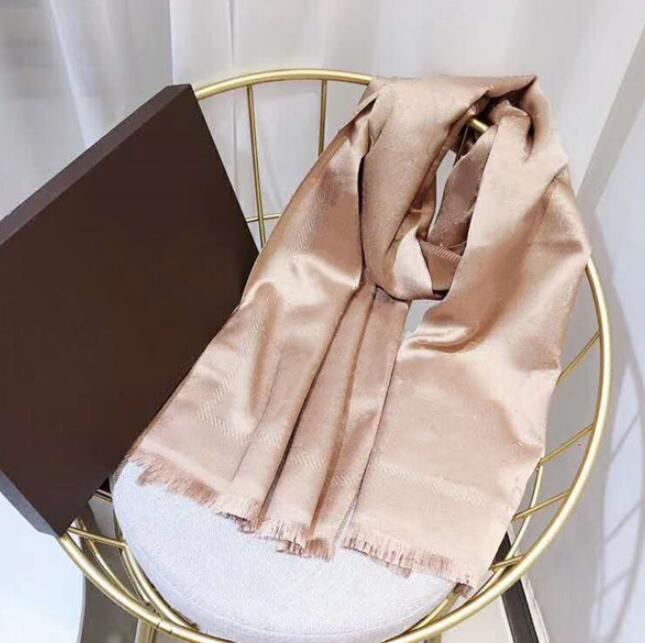 

Hot Sale Silk Scarf Fashion Man Womens 4 Seasons Shawl Scarf With Letter Scarves Size 180x70cm 6 Color Highly Quality
