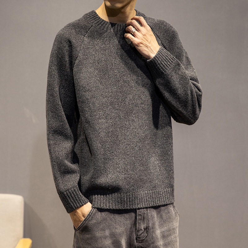 

2020 autumn and winter wear new men's sweater Japanese solid color base sweater men, Blue