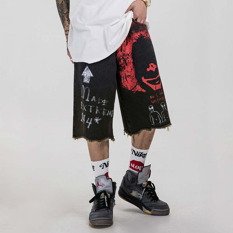 

Men Clown Graffiti Letters Loose Casual Denim Shorts Male Streetwear Hip Hop Vintage Fashion Jeans Shorts Straight Zipper, Black