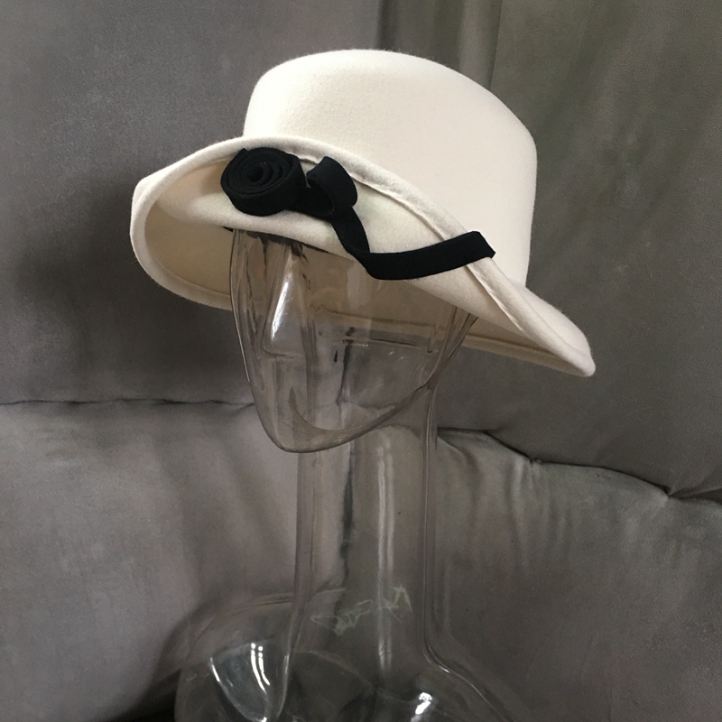 

bucket hats Small sweet wind fisherman White wool hat black hat designer female han edition joker export boom