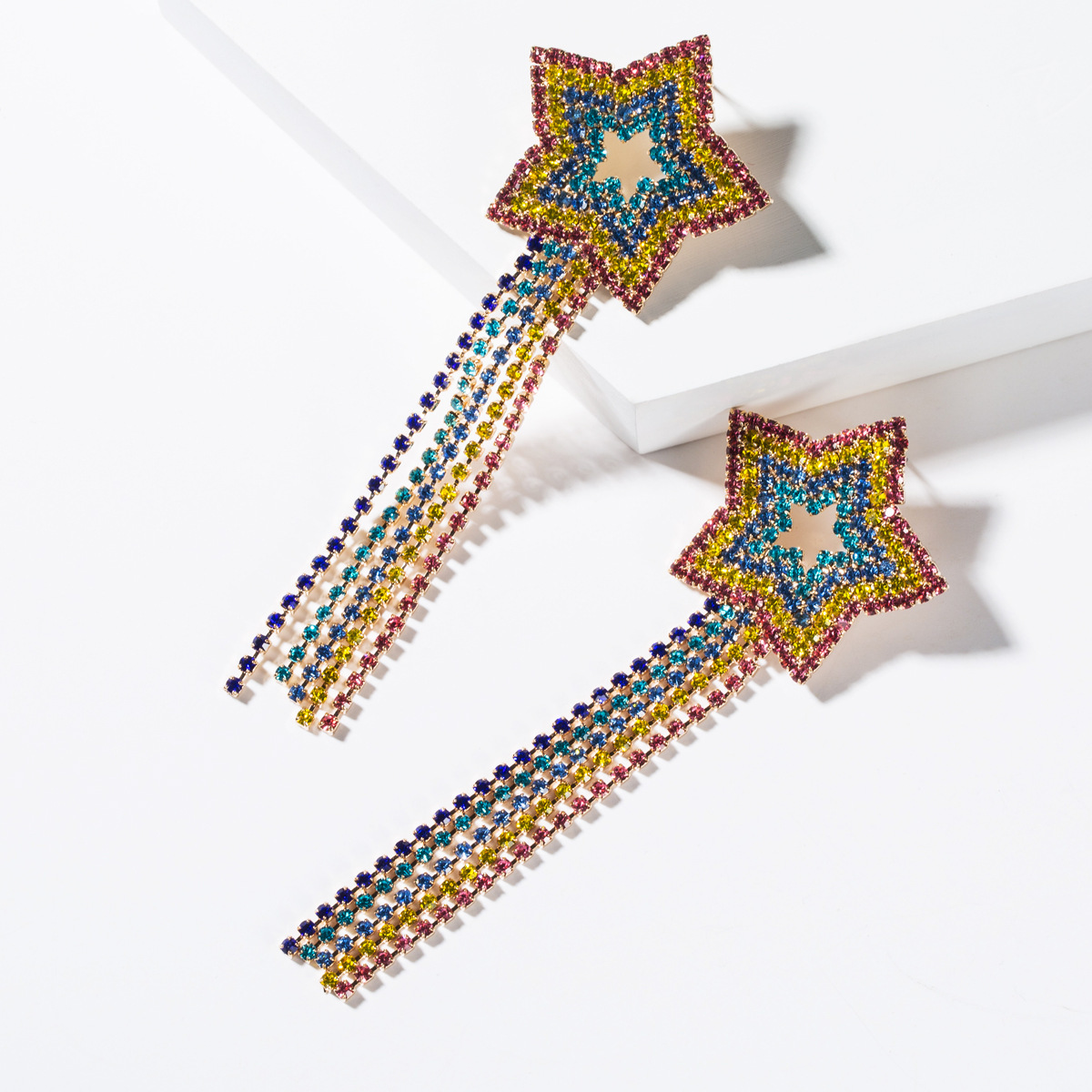 

Exaggerated Diamond five-pointed star color diamond long tassel earrings women's full diamond Super flash fashion accessories