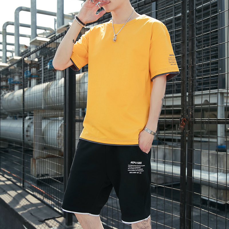 

Summer Short T men's suit 2020 new sports casual casual with a handsome short-sleeved five-cent t-shirt, Red