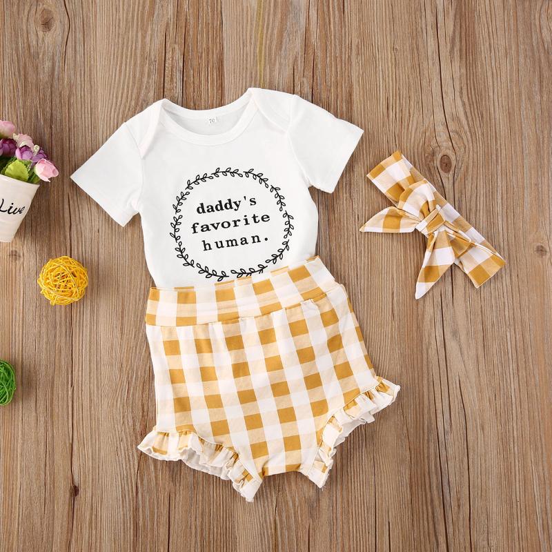 

2020 Fashion Baby Girls Clothes Daddy Girls Letter Printed Outfits Cotton Bodysuit+Plaid Shorts+Headband 3Pcs Toddler Suit, White