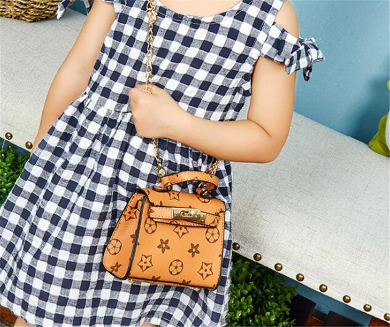 

1piece/ Kids Handbags Designer Purse Girls Children Crossbody Chain Bag Fanny Pack Shoulder Bags Messenger Bags Princess Party Totes LY8033
